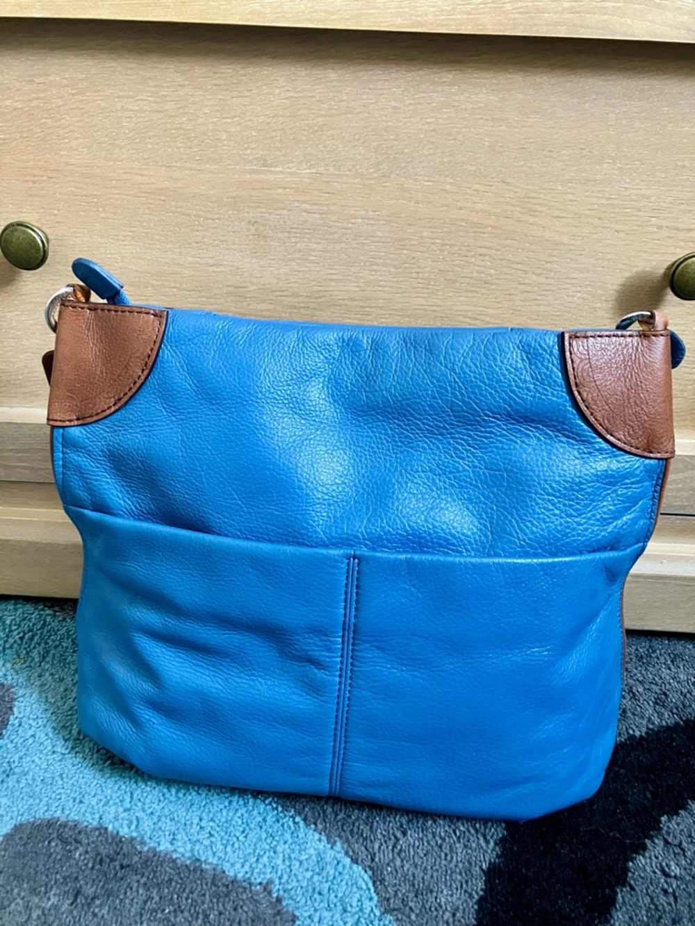Brighton Blue Leather Shoulder Bag with Brown Trim - Picture 4 of 13